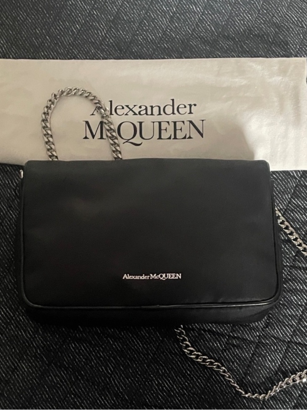 Alexander McQueen Black Leather Flap Chain Shoulder Bag - Picture 4 of 6